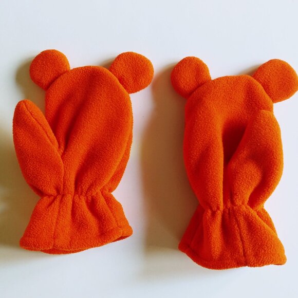 Disney Winnie the Pooh Fleece Toddler Mittens - Picture 2 of 7